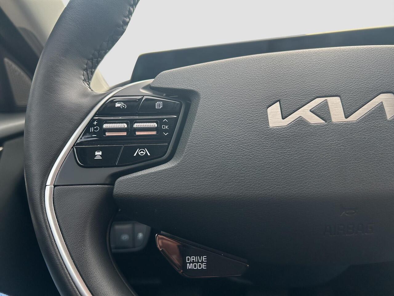 KIA EV6 Plus Advanced 77.4 kWh | Prijs incl. vooraftrek 2000.- inruilpremie | Automaat | Cruise | Camera | Stoelverwarming & Verkoeling | Apple Carplay & Android Auto | Sensoren |