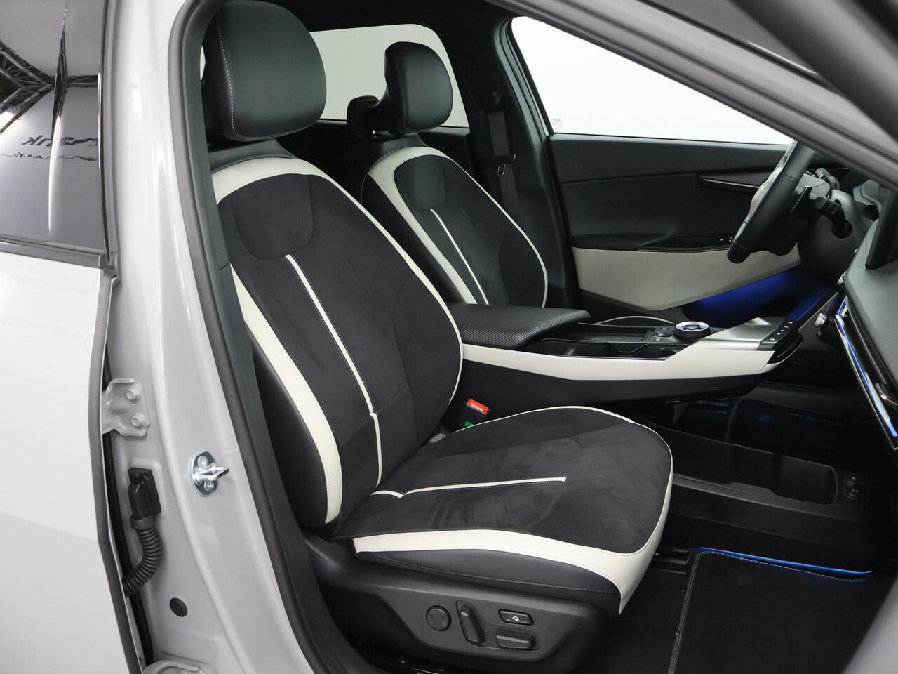 KIA EV6 GT-Line 84 kWh | DEMO | Facelift | Panoramadak | Led Matrix Koplampen | Meridian Surround | Head-Up | 360° Camera |