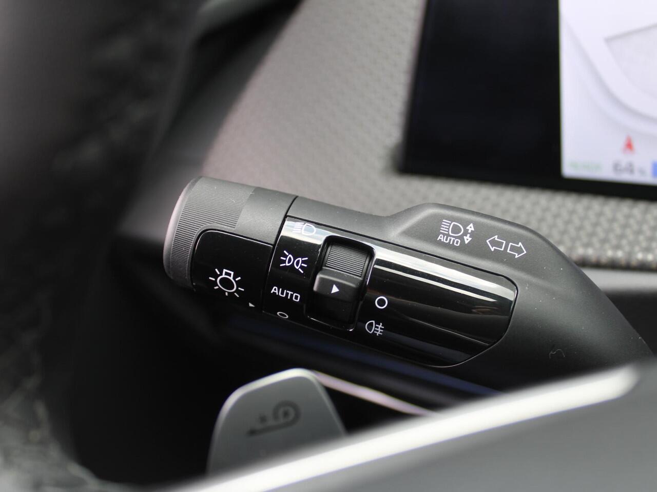 KIA EV6 Edition Advanced 77.4 kWh | Stuur-/stoelverwarming | BTW | Camera | Cruise adapt. | Elektr. achterklep + stoelbediening | 20" LM | 17% bijtelling |