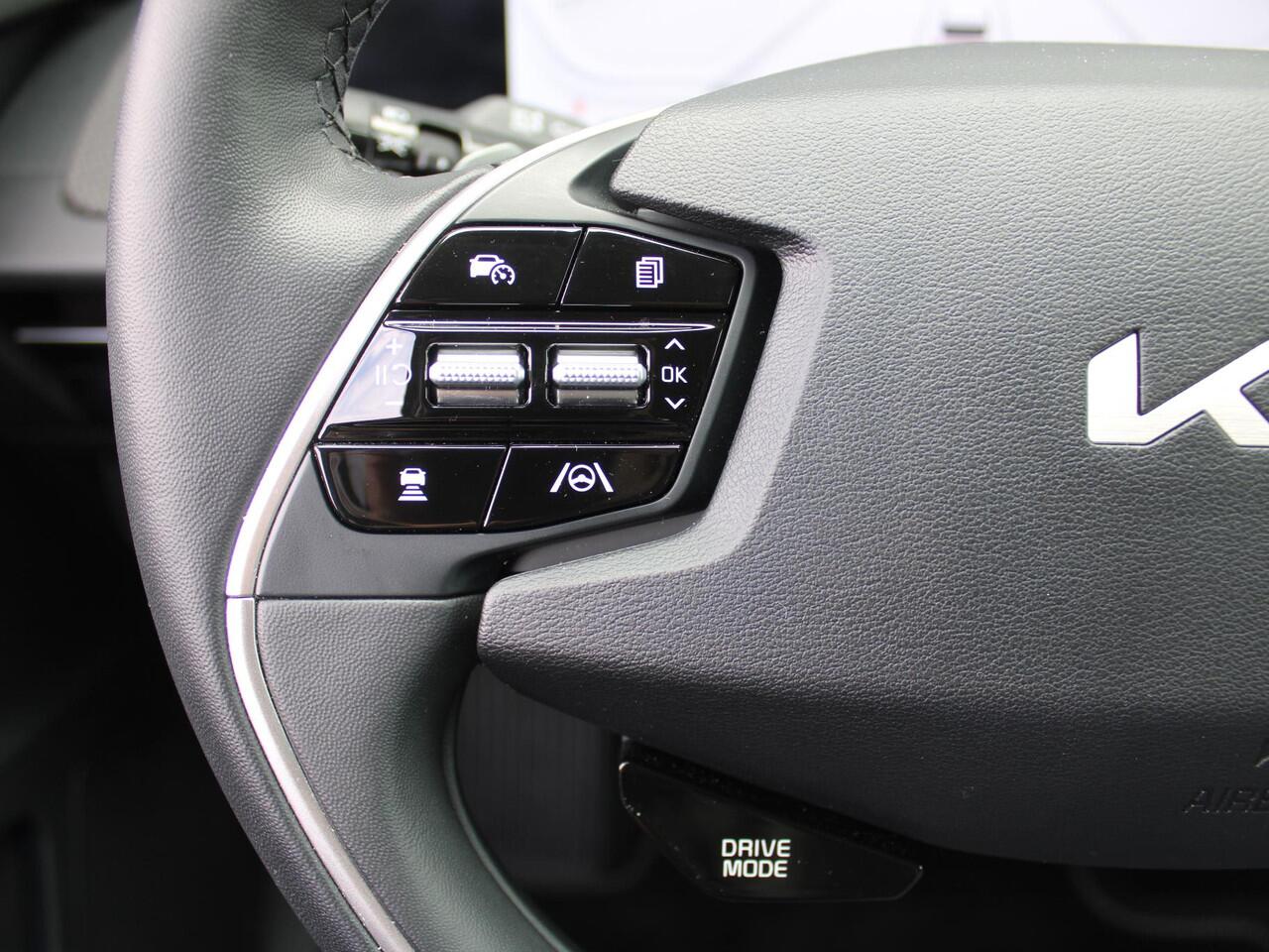 KIA EV6 Edition Advanced 77.4 kWh | Stuur-/stoelverwarming | BTW | Camera | Cruise adapt. | Elektr. achterklep + stoelbediening | 20" LM | 17% bijtelling |