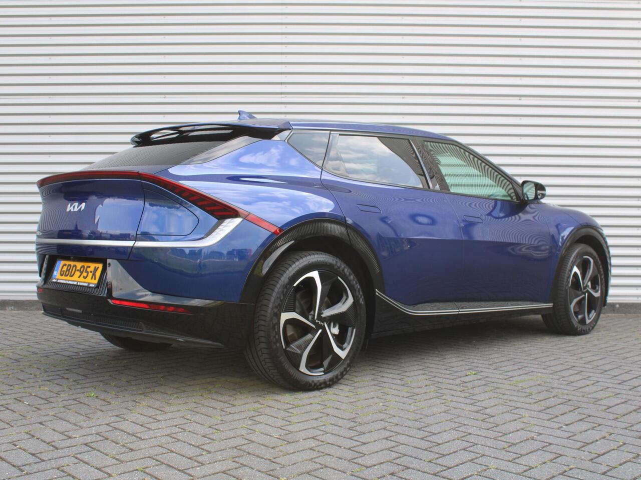 KIA EV6 Edition Advanced 77.4 kWh | Stuur-/stoelverwarming | BTW | Camera | Cruise adapt. | Elektr. achterklep + stoelbediening | 20" LM | 17% bijtelling |