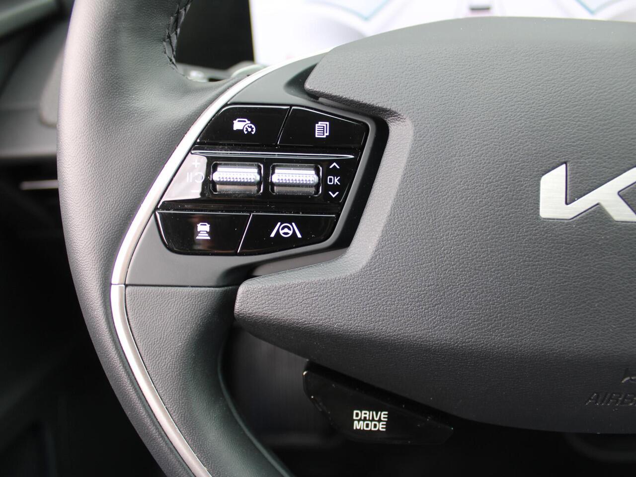 KIA EV6 Edition Advanced 77.4 kWh | Stuur-/stoelverwarming | BTW | Camera | Cruise adapt. | Elektr. achterklep + stoelbediening | 20" LM | 17% bijtelling |