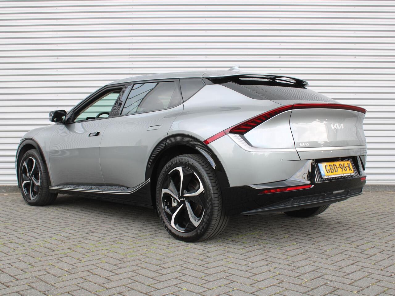 KIA EV6 Edition Advanced 77.4 kWh | Stuur-/stoelverwarming | BTW | Camera | Cruise adapt. | Elektr. achterklep + stoelbediening | 20" LM | 17% bijtelling |