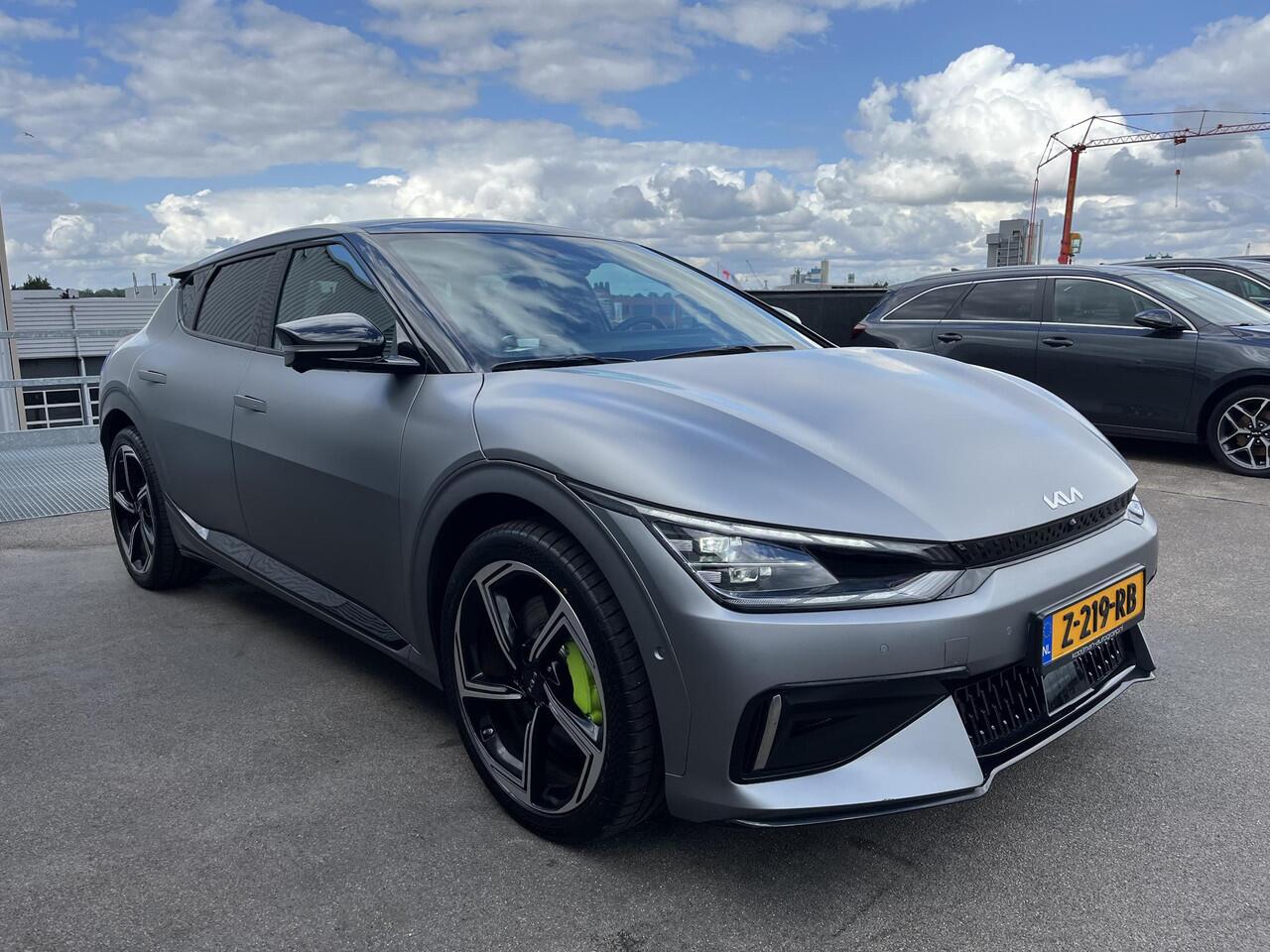 KIA EV6 GT AWD 77.4 kWh Unieke auto! Slechts 500KM! 585 PK!