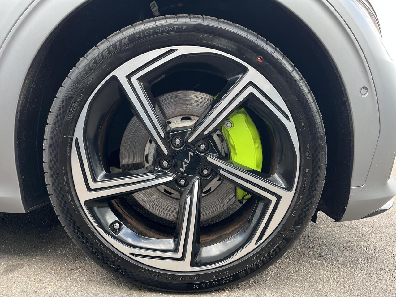 KIA EV6 GT AWD 77.4 kWh Unieke auto! Slechts 500KM! 585 PK!