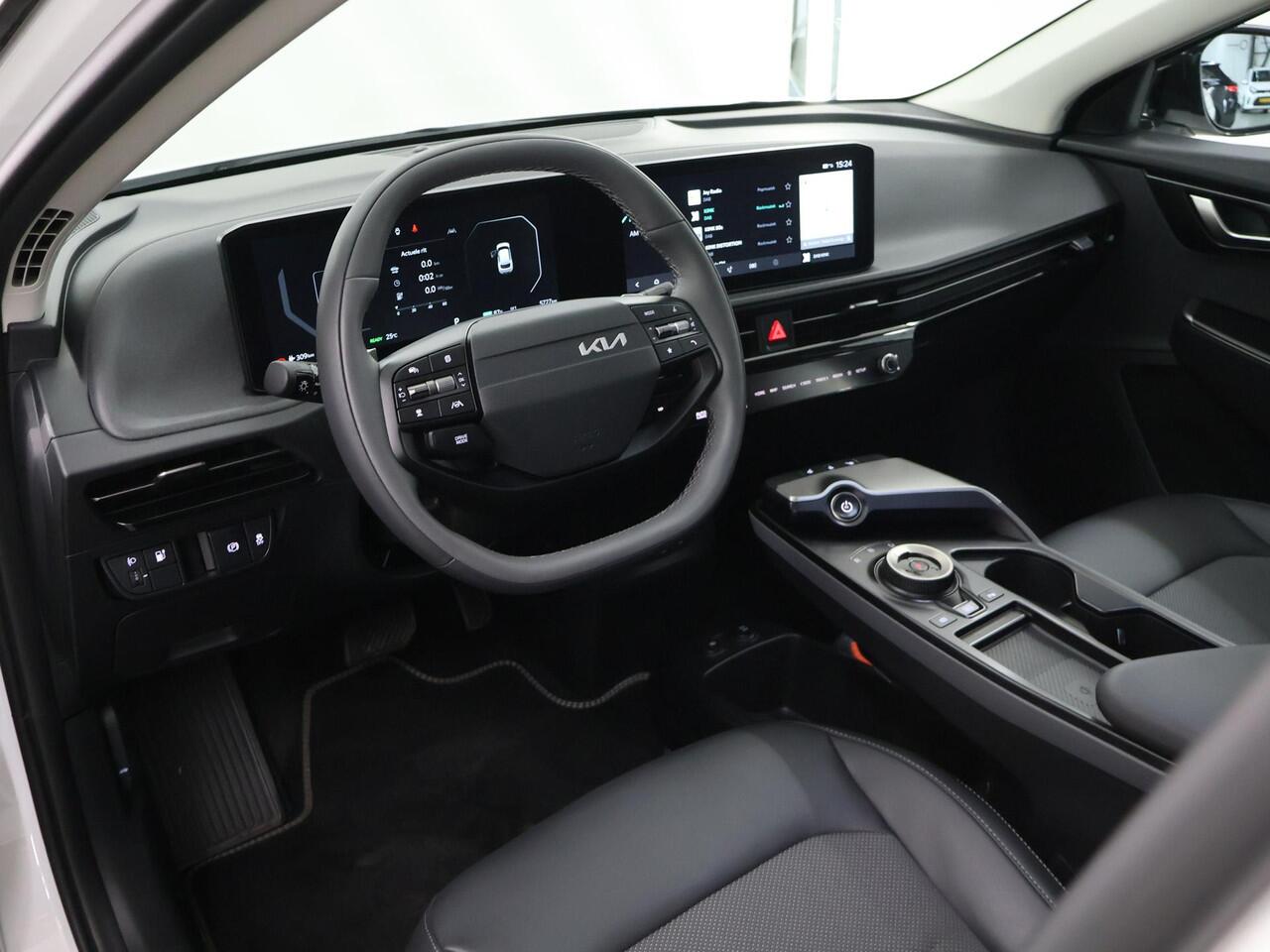 KIA EV6 Light Edition 63 kWh | Parkeercamera | Keyless Entry | Stoelverwarming | Apple Carplay | Android Auto |