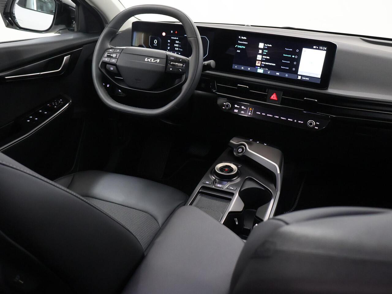 KIA EV6 Light Edition 63 kWh | Parkeercamera | Keyless Entry | Stoelverwarming | Apple Carplay | Android Auto |