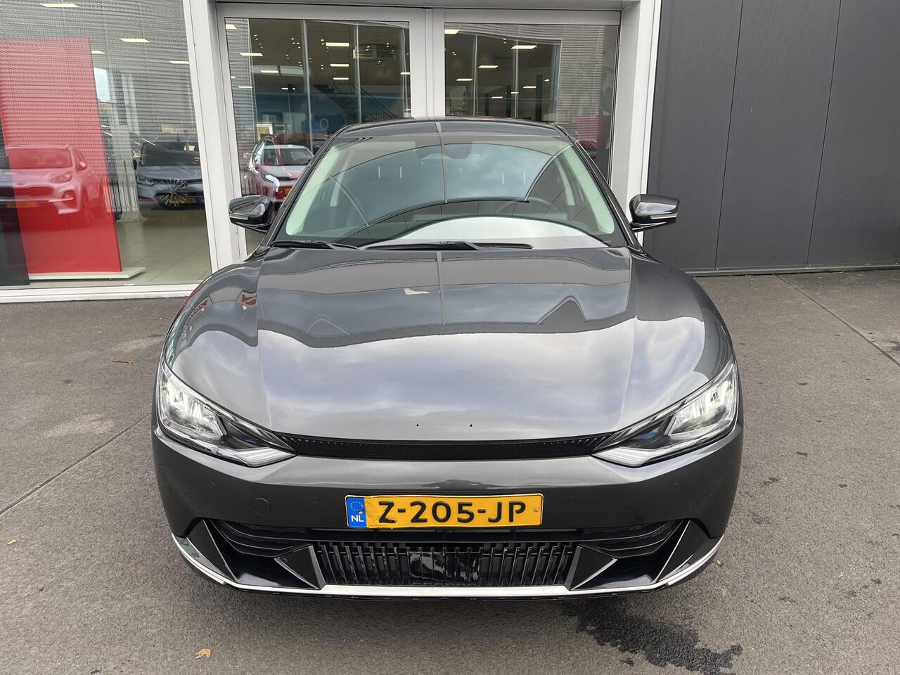 KIA EV6 Plus 77.4 kWh Trekhaak 13-polig, stoel ventilatie, stuur- & stoelverwarming, achterbank verwarmd, parkeersensoren, adaptieve cruise control, navigatie Apple CarPlay/Android Auto