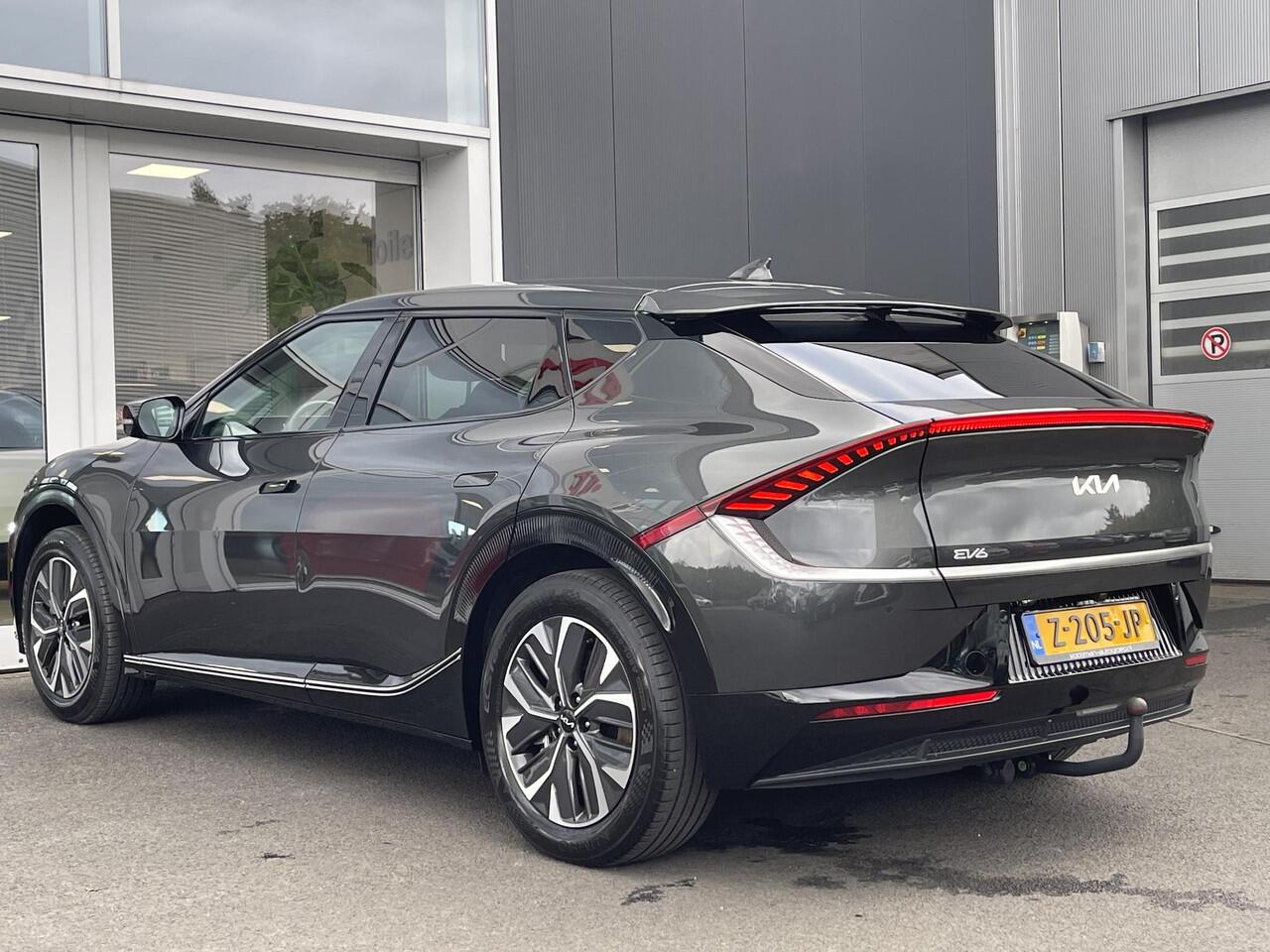 KIA EV6 Plus 77.4 kWh Trekhaak 13-polig, stoel ventilatie, stuur- & stoelverwarming, achterbank verwarmd, parkeersensoren, adaptieve cruise control, navigatie Apple CarPlay/Android Auto