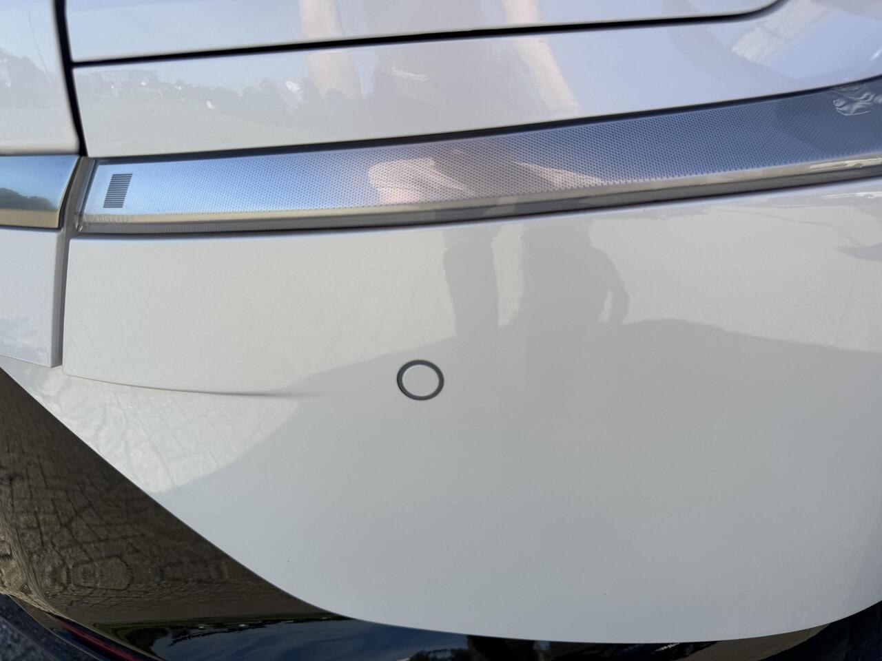 KIA EV6 Edition Advanced 77.4 kWh , Parelmoerwit, 800V, Verwarmbare voorstoelen, BTW-auto, Enz...