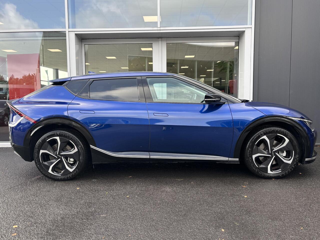 KIA EV6 Edition Advanced 77.4 kWh Stuur & Stoel verwarming | Climate control | Adaptive Cruise control | Achteruitrijcamera | LM Velgen | Elektr. stoelverstelling met geheugen