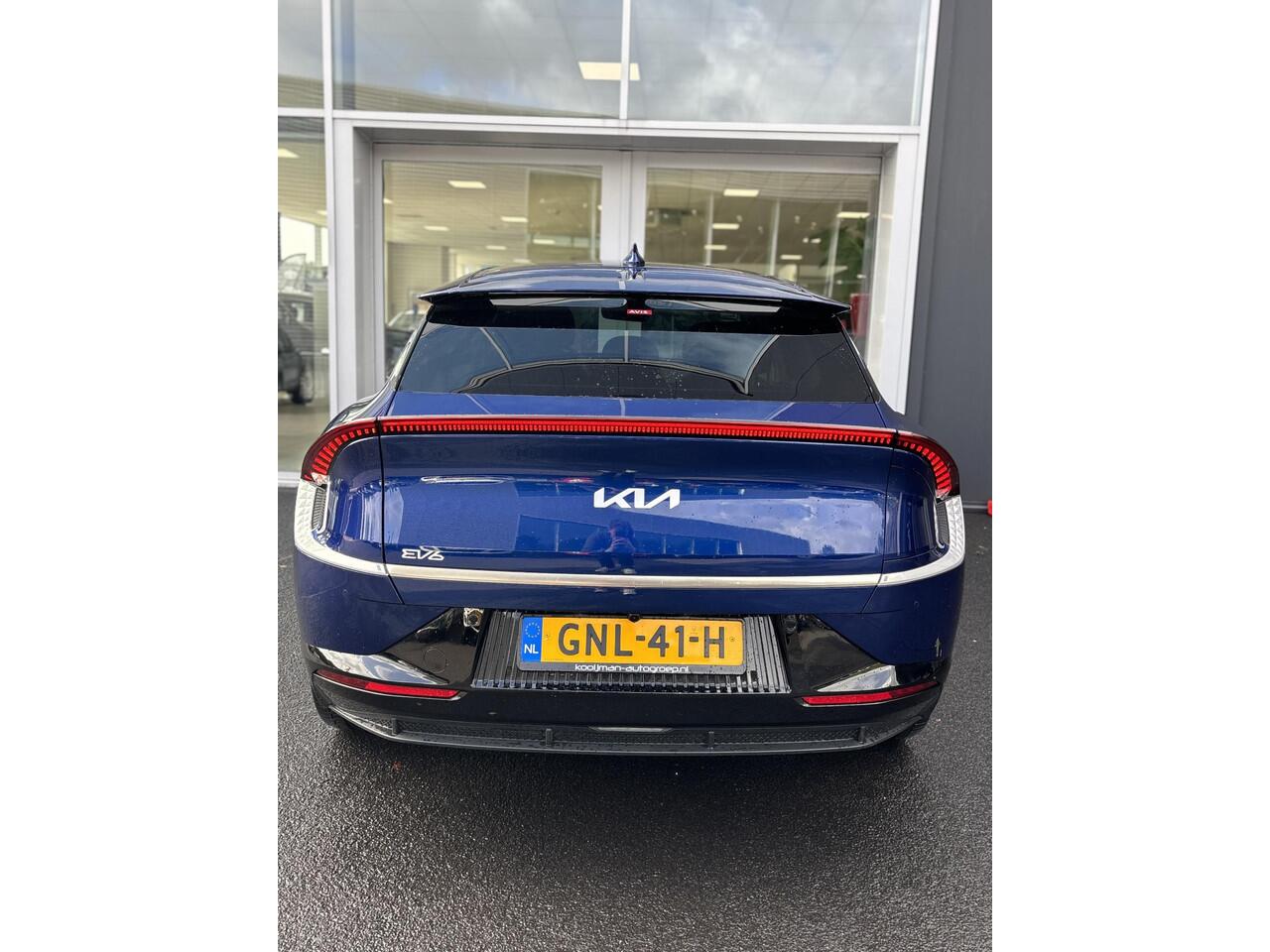 KIA EV6 Edition Advanced 77.4 kWh Stuur & Stoel verwarming | Climate control | Adaptive Cruise control | Achteruitrijcamera | LM Velgen | Elektr. stoelverstelling met geheugen