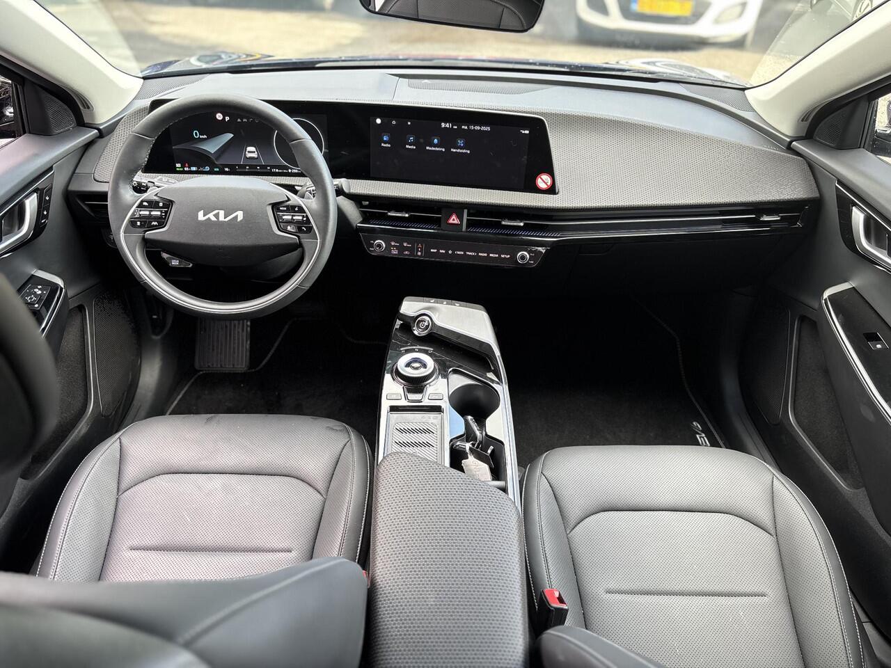 KIA EV6 Edition Advanced 77.4 kWh Stuur & Stoel verwarming | Climate control | Adaptive Cruise control | Achteruitrijcamera | LM Velgen | Elektr. stoelverstelling met geheugen