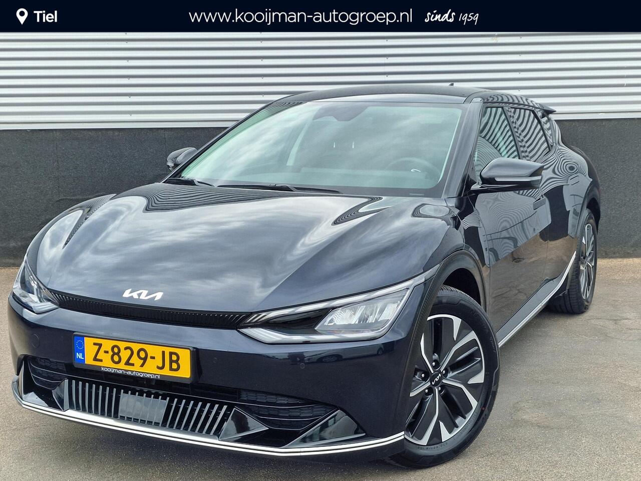 KIA EV6 Plus 77.4 kWh Trekhaak, BTW-auto! 1e eign. NL-auto! SOH 100%, Navigatie, Stoelkoeling, Stoelverwarming, Stuurwiel verwarmd, Dodehoekdetectie, Leder, LED, Elek. bestuurdersstoel