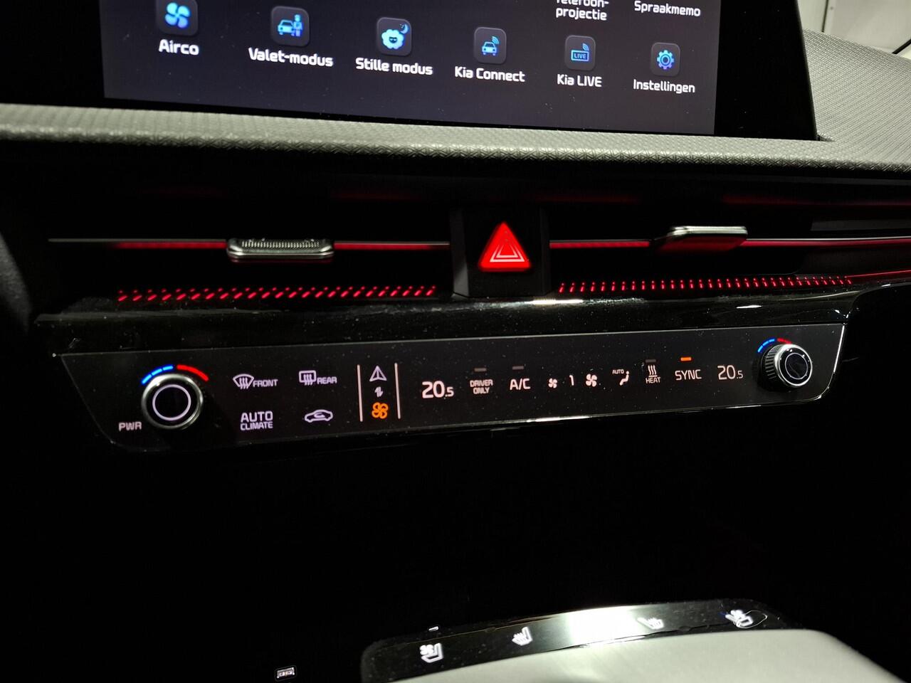 KIA EV6 Plus 77.4 kWh Btw auto, NL auto, Apple Carplay/Android Auto, Navigatie, Stoel en stuur verwarming. TREKHAAK