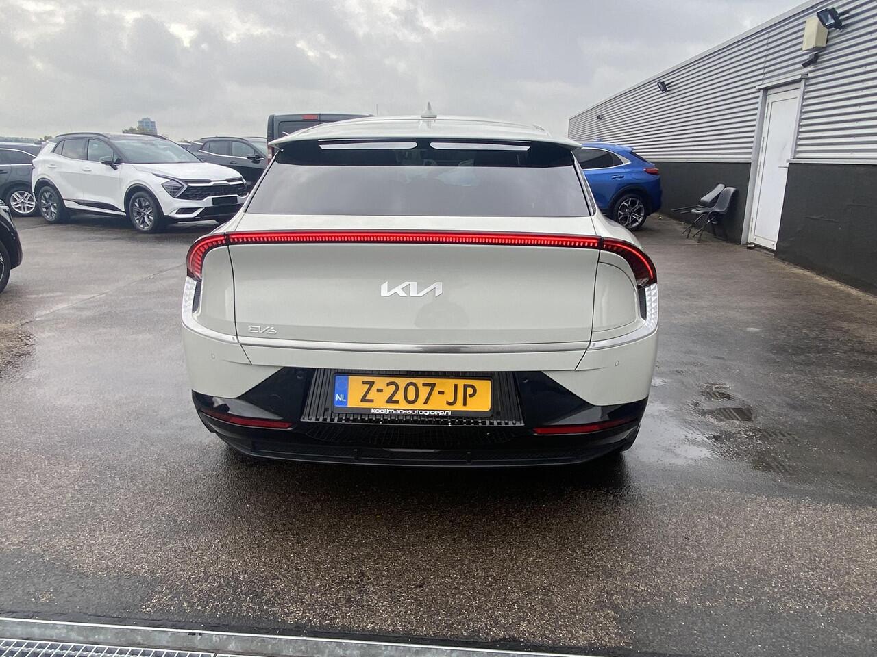 KIA EV6 Plus 77.4 kWh Stoel- & stuurverwarming, navigatie, dodehoekdetectie, Apple CarPlay/Android Auto, keyless, parkeersensoren, seat memory, achterbank verwarmd