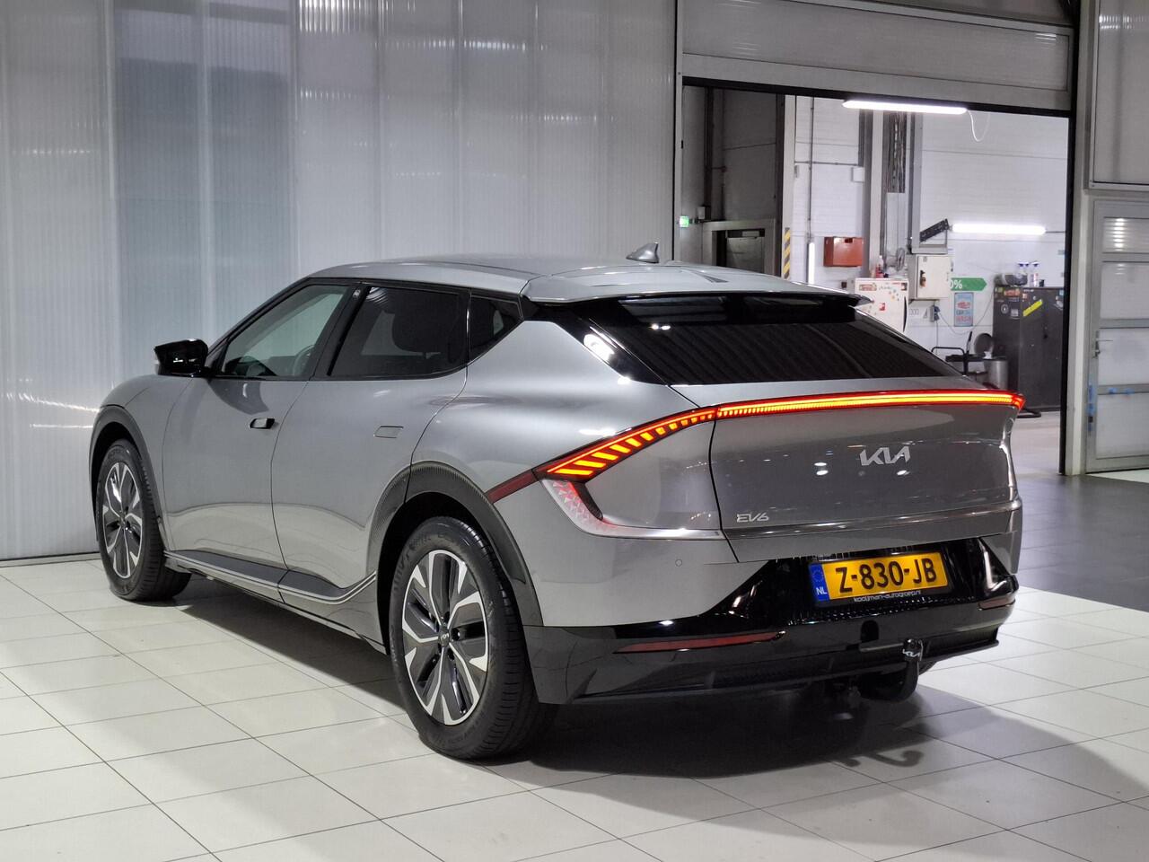 KIA EV6 Plus 77.4 kWh Trekhaak, Btw auto, NL auto, Apple Carplay/Android Auto, Navigatie, Stoel en stuur verwarming.