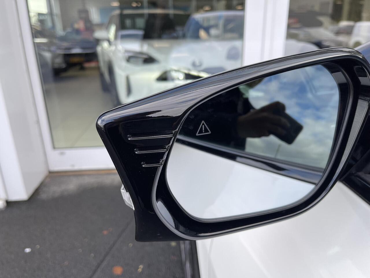 KIA EV6 Plus 77.4 kWh Trekhaak 13-polig, stoel ventilatie, stuur- & stoelverwarming, achterbank verwarmd, parkeersensoren, adaptieve cruise control, navigatie Apple CarPlay/Android Auto