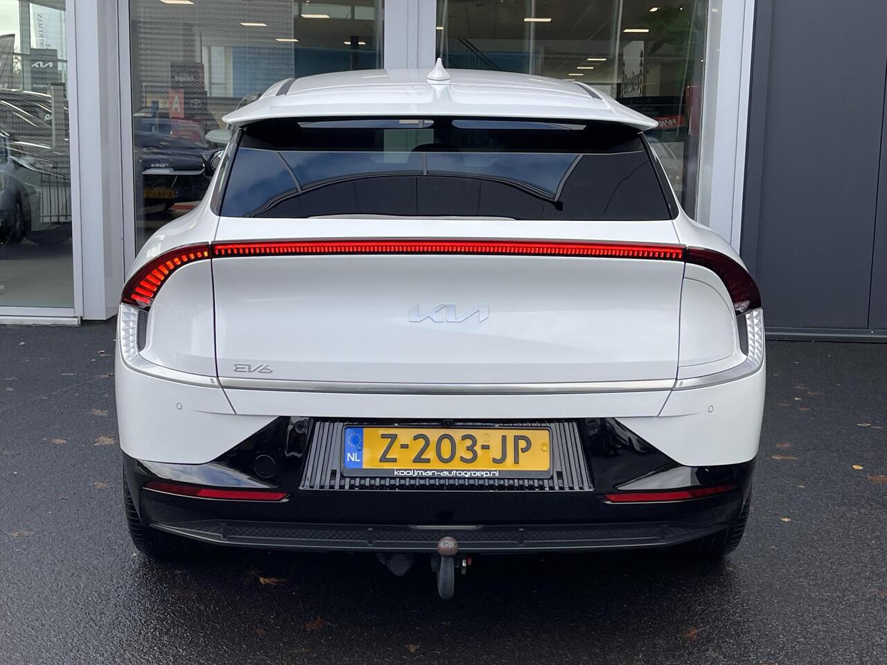 KIA EV6 Plus 77.4 kWh Trekhaak 13-polig, stoel ventilatie, stuur- & stoelverwarming, achterbank verwarmd, parkeersensoren, adaptieve cruise control, navigatie Apple CarPlay/Android Auto