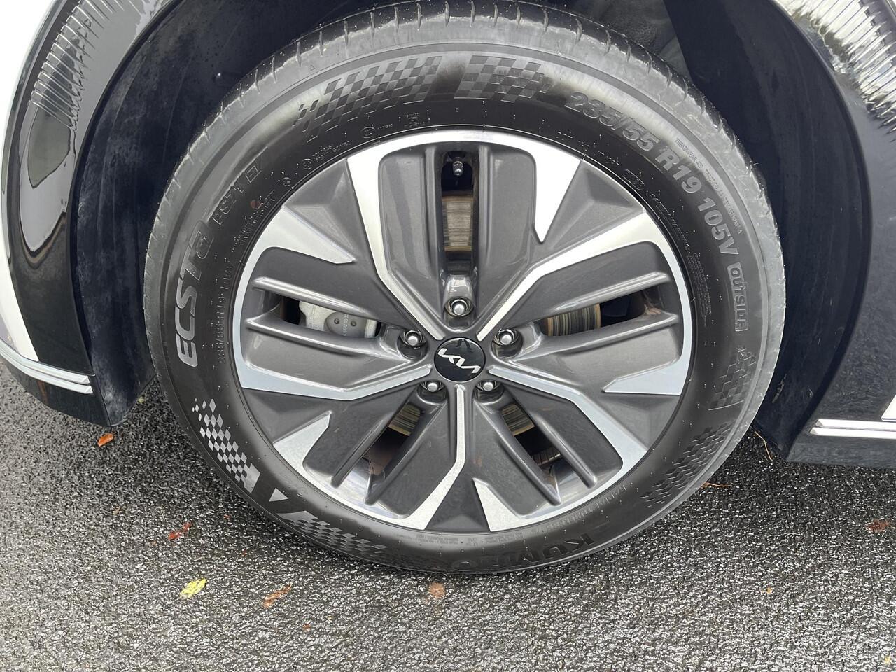 KIA EV6 Plus 77.4 kWh Trekhaak 13-polig, stoel ventilatie, stuur- & stoelverwarming, achterbank verwarmd, parkeersensoren, adaptieve cruise control, navigatie Apple CarPlay/Android Auto