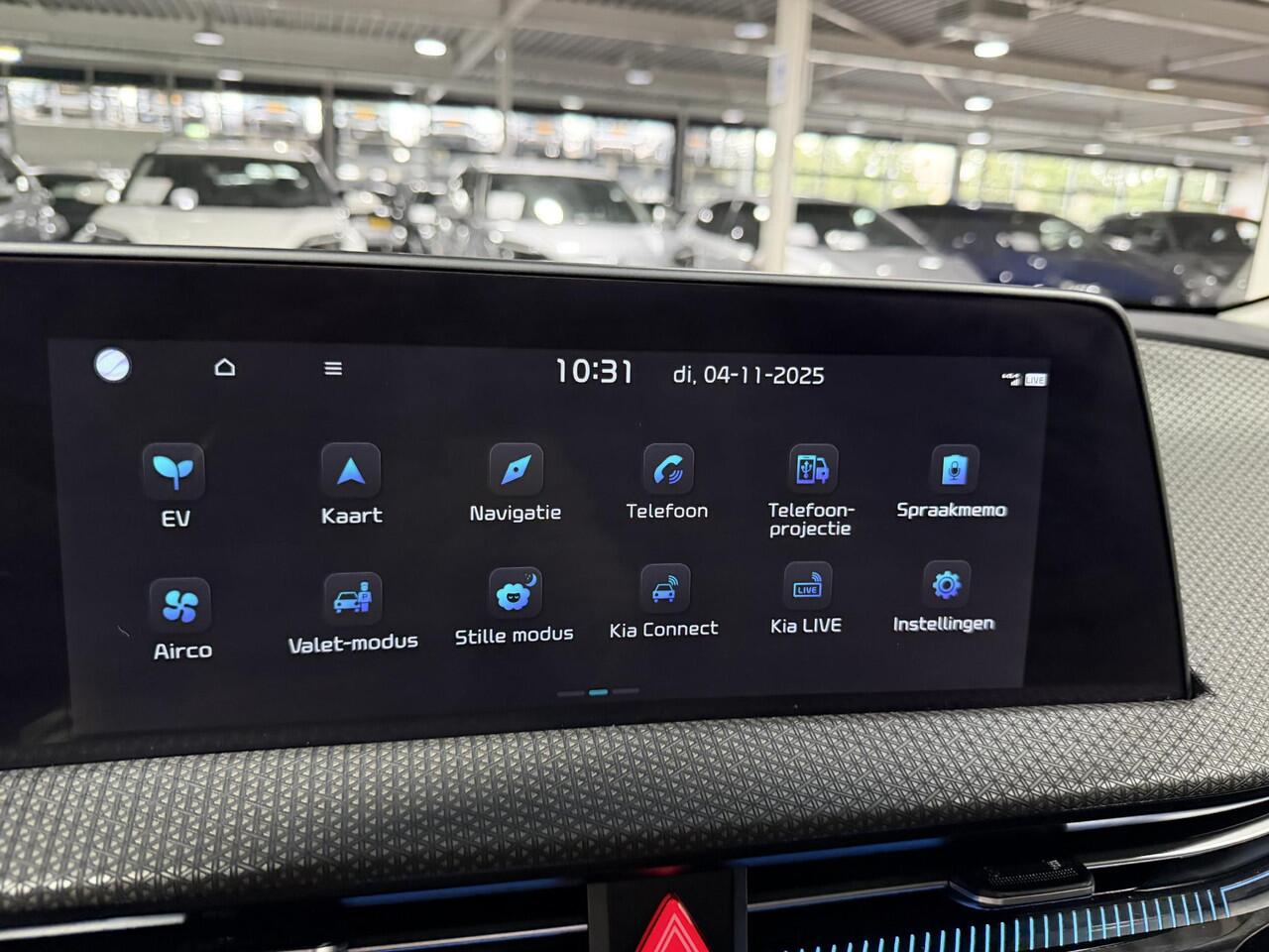 KIA EV6 Plus 77.4 kWh Trekhaak, Btw auto, NL auto, Apple Carplay/Android Auto, Navigatie, Stoel en stuur verwarming.