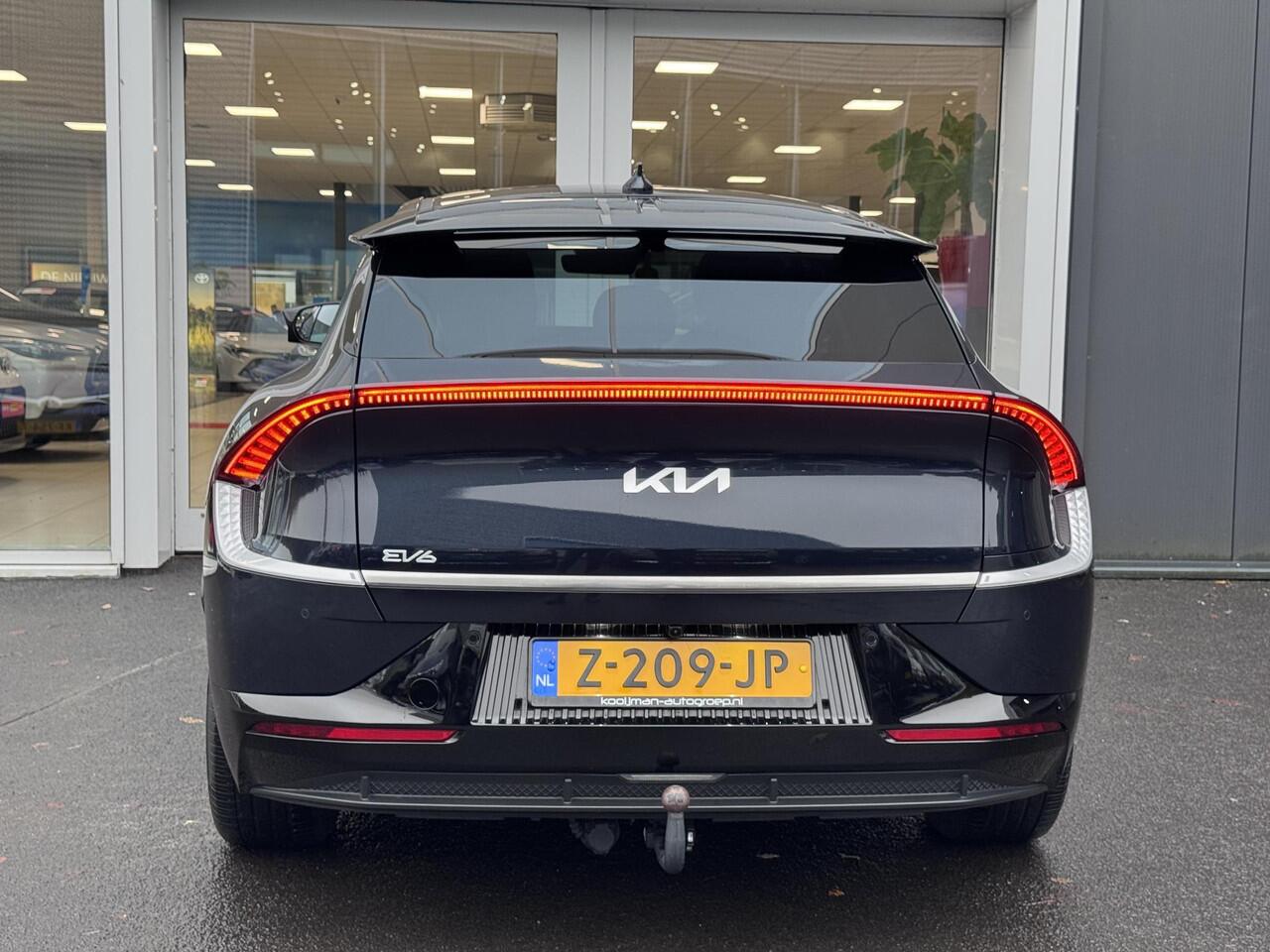 KIA EV6 Plus 77.4 kWh Trekhaak 13-polig, stoel ventilatie, stuur- & stoelverwarming, achterbank verwarmd, parkeersensoren, adaptieve cruise control, navigatie Apple CarPlay/Android Auto