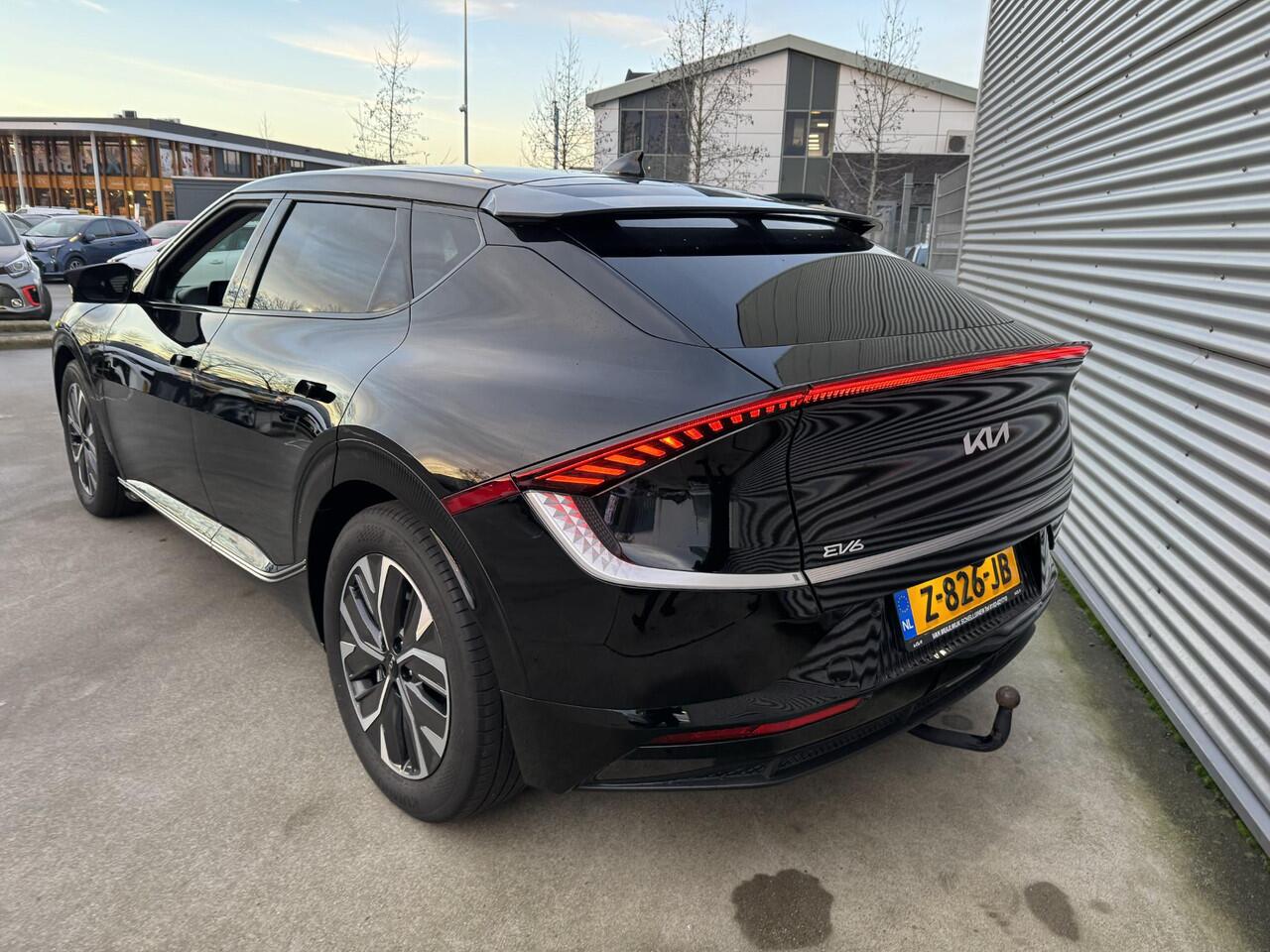 KIA EV6 Plus 77.4 kWh Trekhaak | 1e Eigenaar BTW Auto | 800v laden | Stoelkoeling & Stoel- + StuurVerwarming