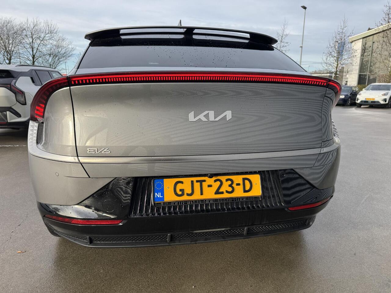 KIA EV6 Edition Advanced 77.4 kWh 1e Eigenaar BTW Auto | 800v laden | 20inch wielen | Stoel- + StuurVerwarming