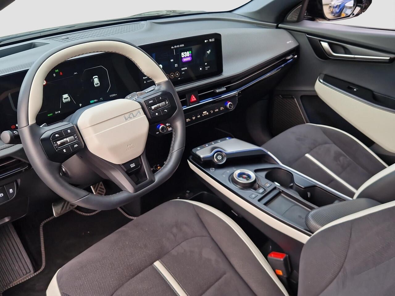 KIA EV6 GT-Line 84 kWh | Direct Leverbaar! | Nieuw Model | Climate Control | Meridian Sound | Adaptive Cruise Control |