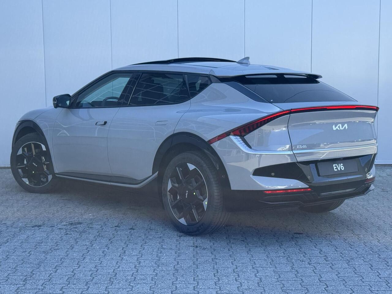 KIA EV6 Plus Advanced 84 kWh | ¤3000.- inruilvoordeel | Elektrisch glazen schuif-/kanteldak | Stoelventilatie | Elektrische achterklep | 360 camera