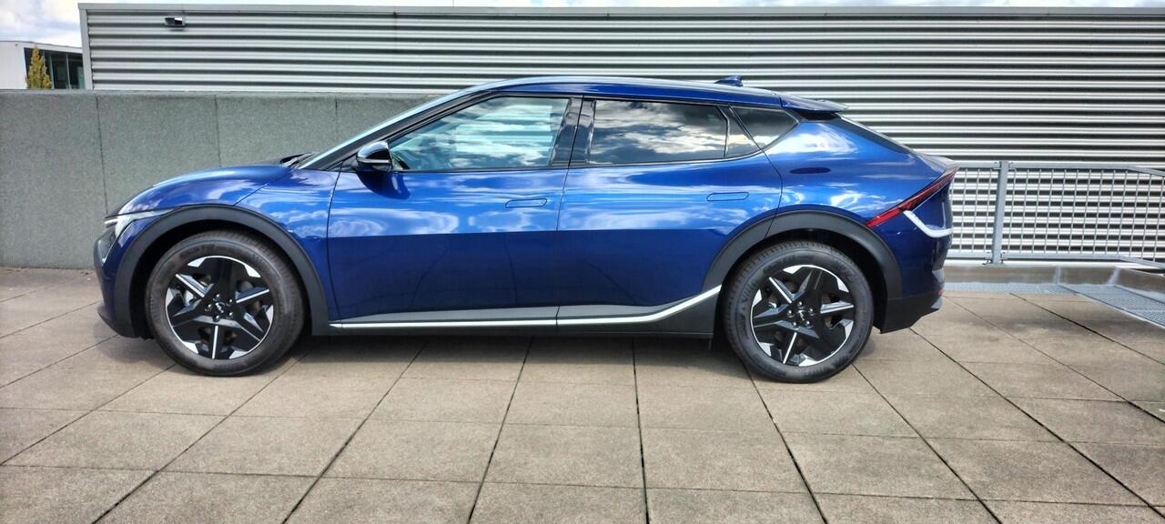 KIA EV6 Light Edition 63 kWh Stoel + Stuur verwarming / Navigatie / Camera