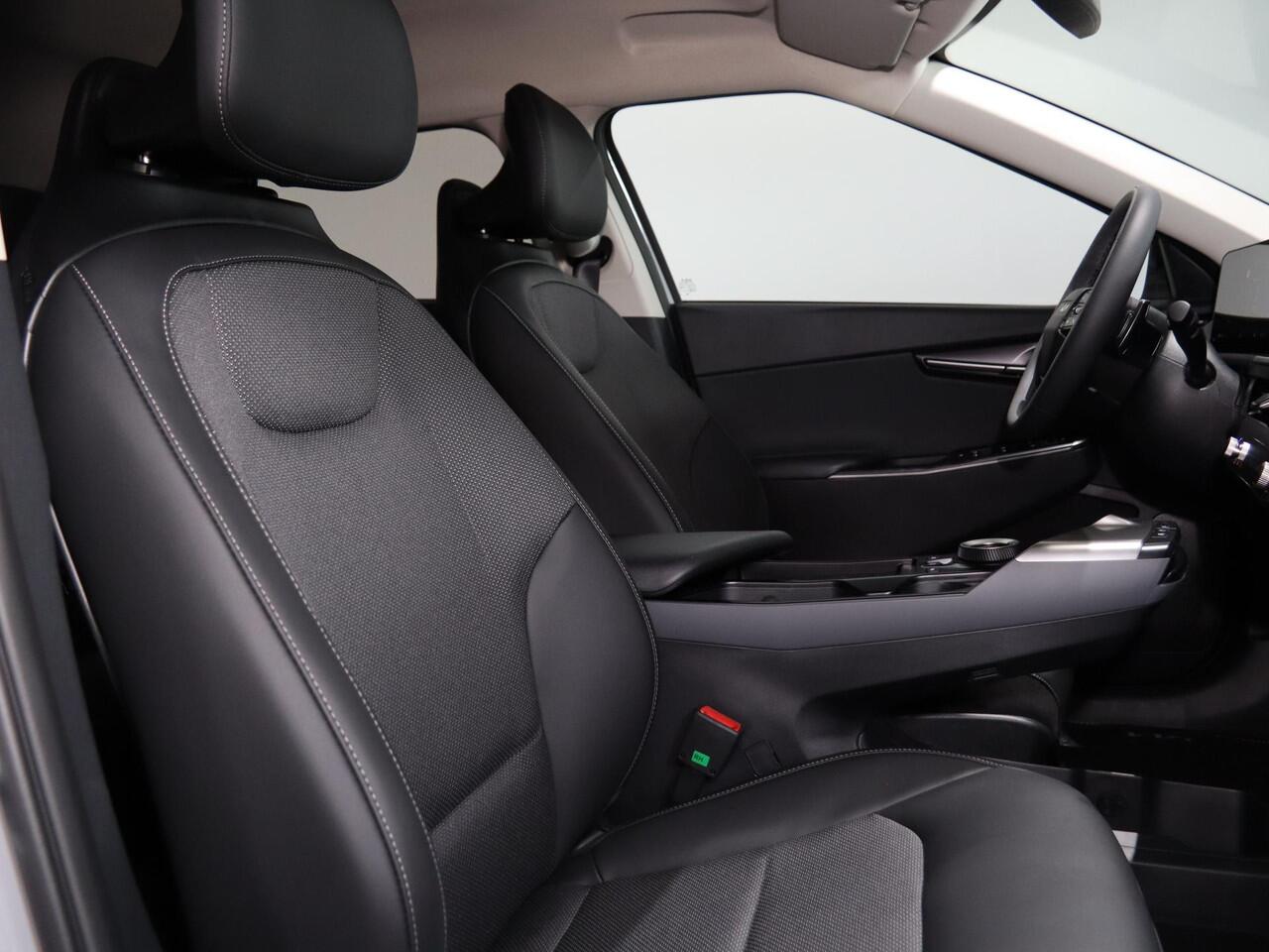 KIA EV6 Light Edition 63 kWh Kia EV6 Light Edition 63.0kWh Elektromotor 125kW (A)