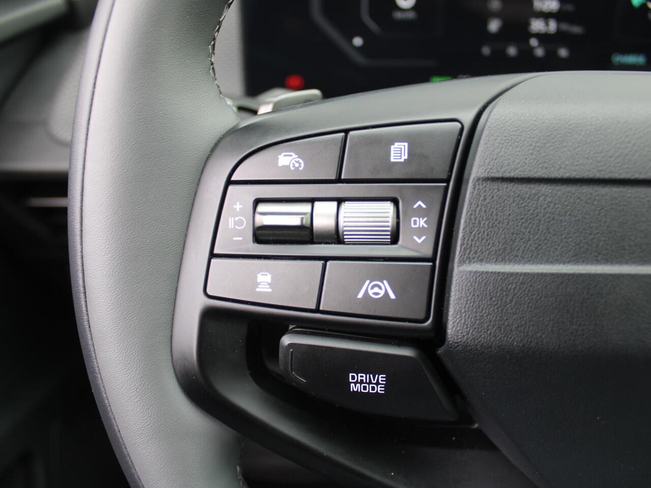 KIA EV6 Plus 84 kWh | Stuur-/stoelverwarming + ventilatie | Elek. stoelverstelling + achterklep | 20" LM | Camera | Leer | LED | Cruise adapt. |