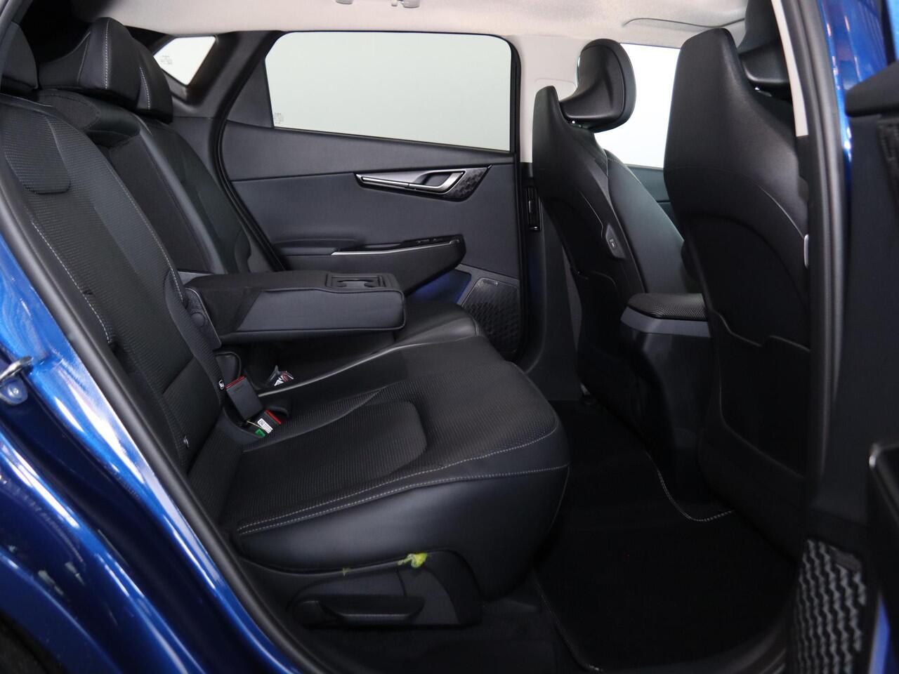 KIA EV6 Plus Advanced 84 kWh | Panoramaschuifdak | Warmtepomp | Meridian® Premium Sound | Stoelventilatie | Dodehoekcamera |