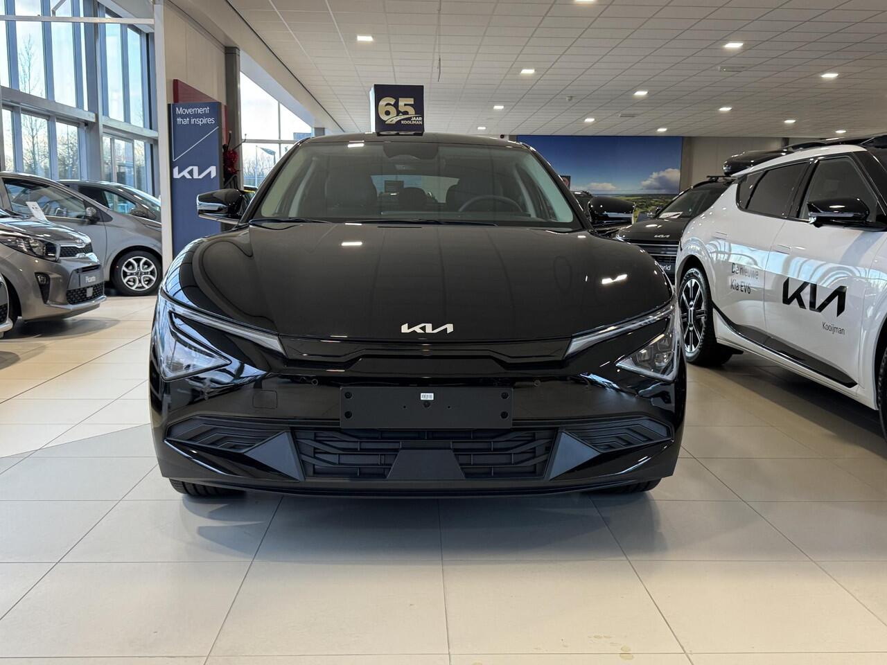 KIA EV6 Light Edition 63 kWh VOORRAAD AUTO DIRECT RIJDEN!! 17% Bijtelling!!