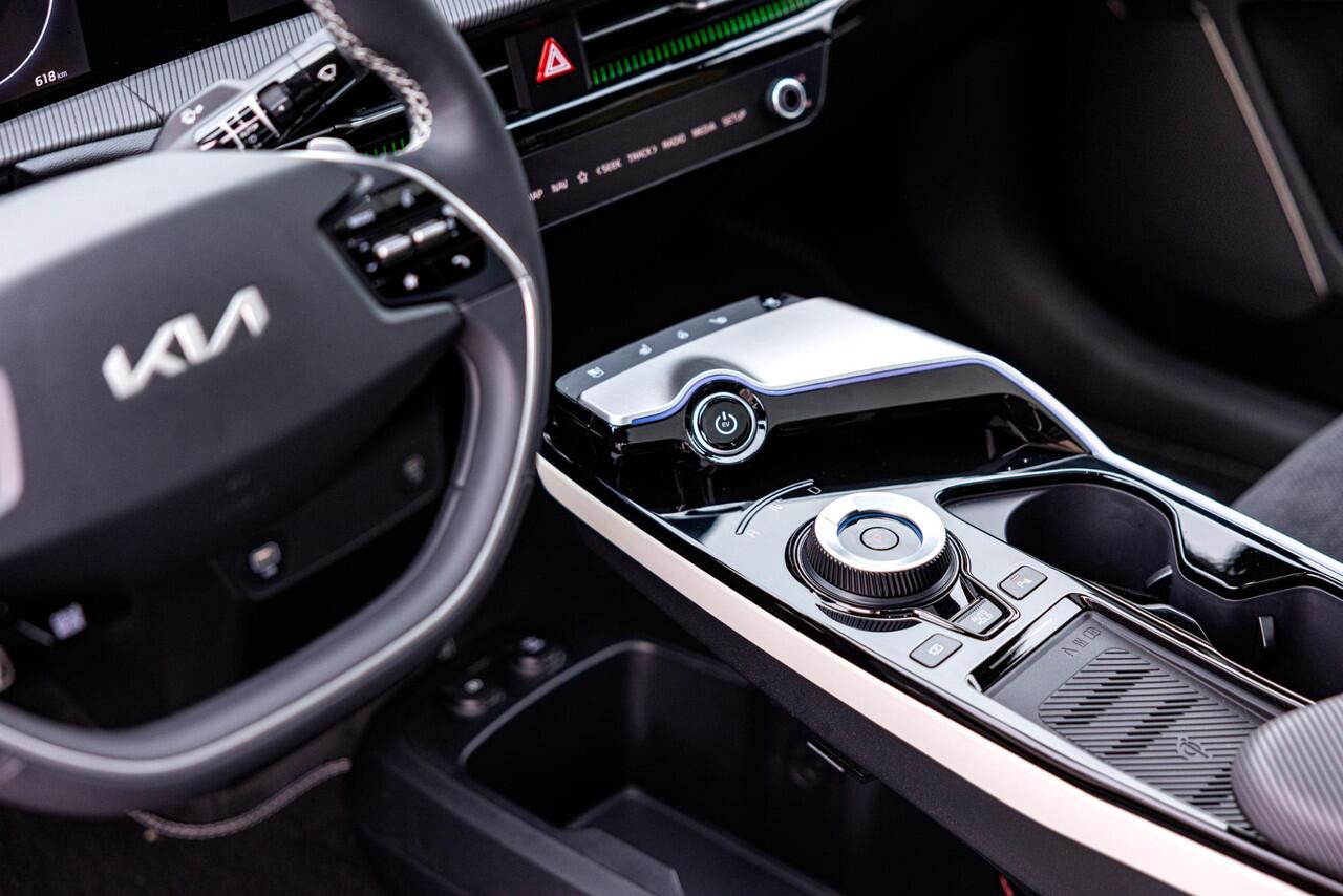 KIA EV6 Light Edition 63 kWh Nu ¤2.000,- voordeel! Nu tijdelijk extra scherp geprijsd!