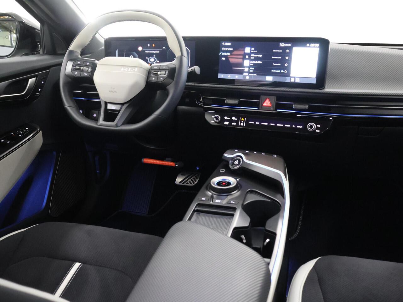 KIA EV6 GT-Line 84 kWh | Panoramaschuifdak | 360 Camera | Head-up display | 20"GT-Line Velgen | LED-Matrix | Stoelventilatie | Warmtepomp |