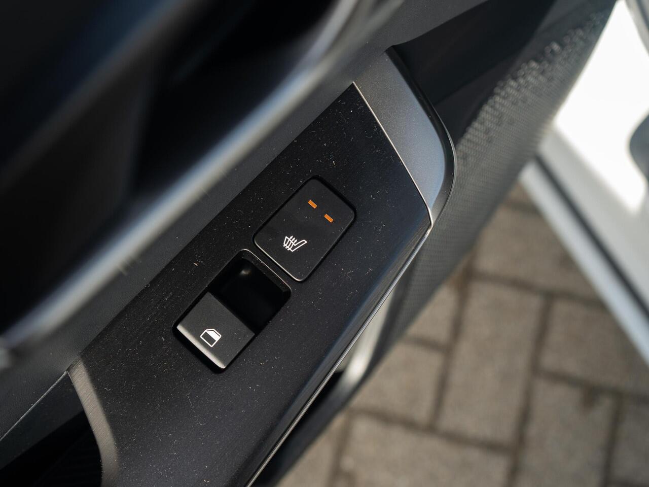 KIA EV6 GT-Line Bussiness Edition | Stoel en stuurverwarming | Navi | Elektrische achterklep | Lage fiscale waarde | Demo aanbieding