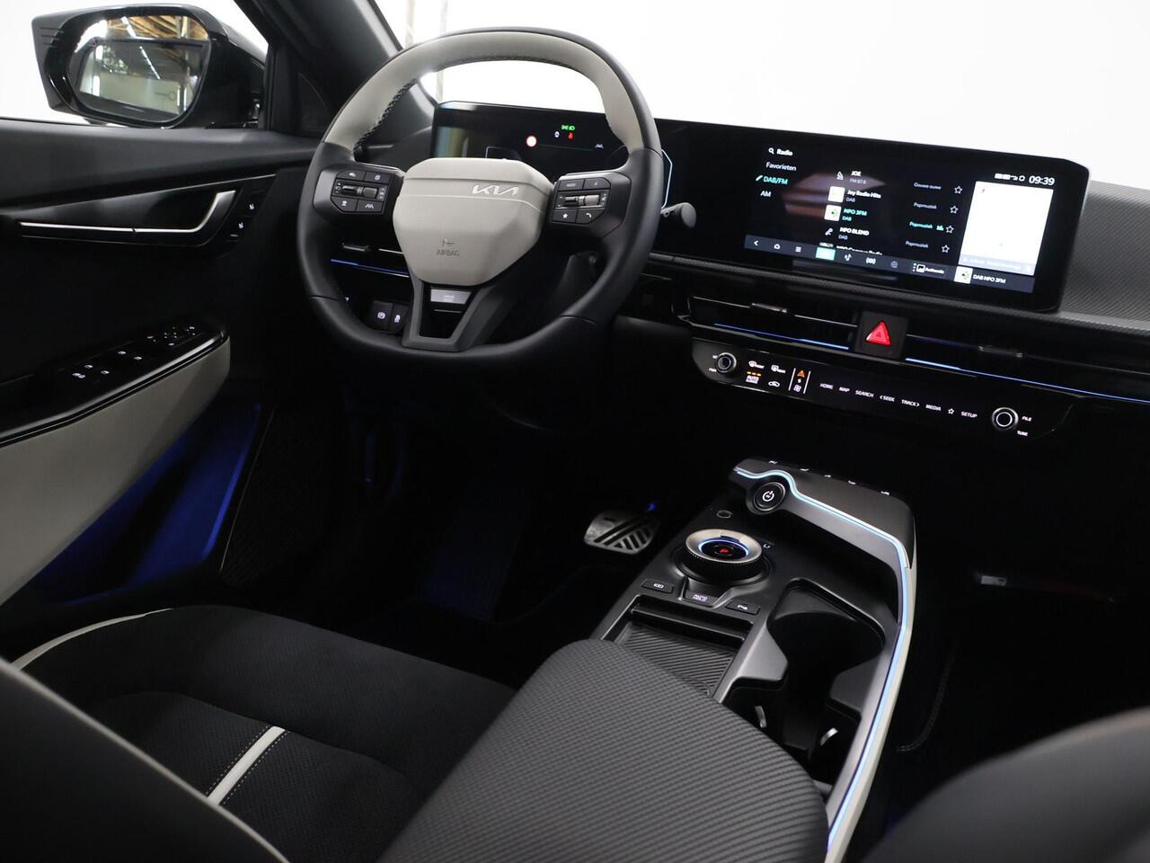 KIA EV6 GT-Line 84 kWh | Panoramaschuifdak | 360 Camera | Head-up display | 20"GT-Line Velgen | LED-Matrix | Stoelventilatie | Warmtepomp |