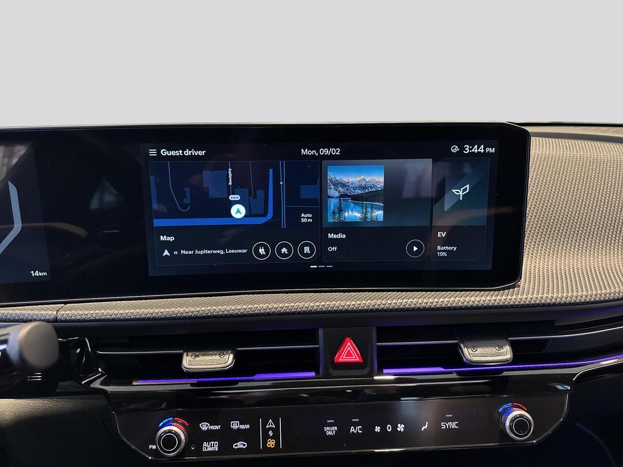 KIA EV6 GT-Line 84 kWh | Panoramaschuifdak | 360 Camera | Head-up display | 20"GT-Line Velgen | LED-Matrix | Stoelventilatie | Warmtepomp |