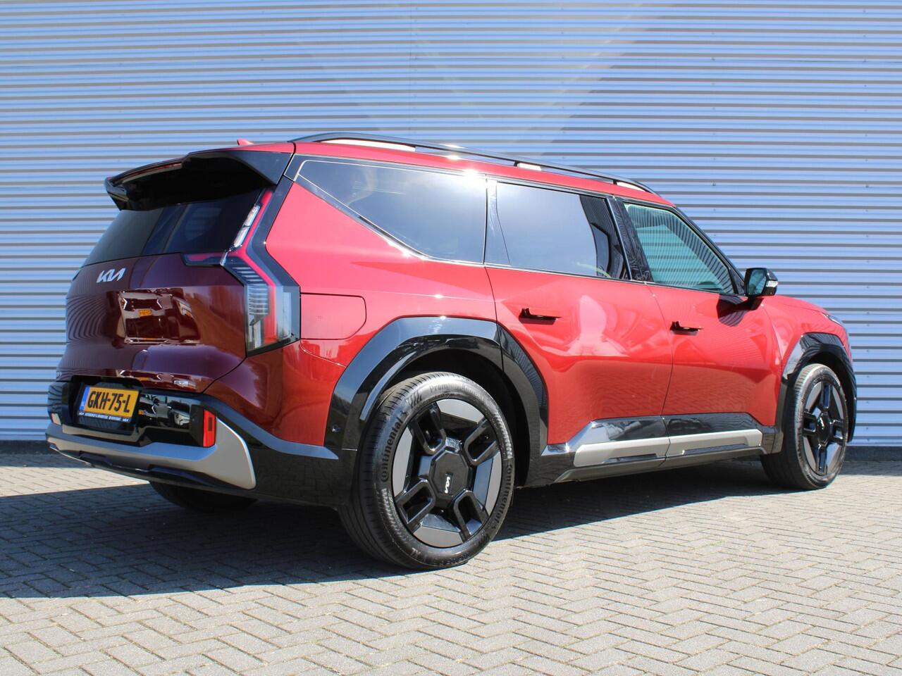 KIA EV9 GT-Line AWD 99.8 kWh | 7-zits | Stoelverwarming/ventilatie v+a | Camera rondom | Pano dak | HUD | Leer | 21" LM | 17% bijtelling |