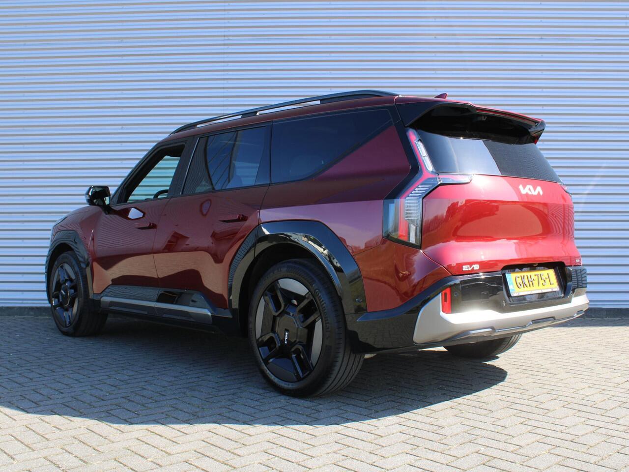 KIA EV9 GT-Line AWD 99.8 kWh | 7-zits | Stoelverwarming/ventilatie v+a | Camera rondom | Pano dak | HUD | Leer | 21" LM | 17% bijtelling |