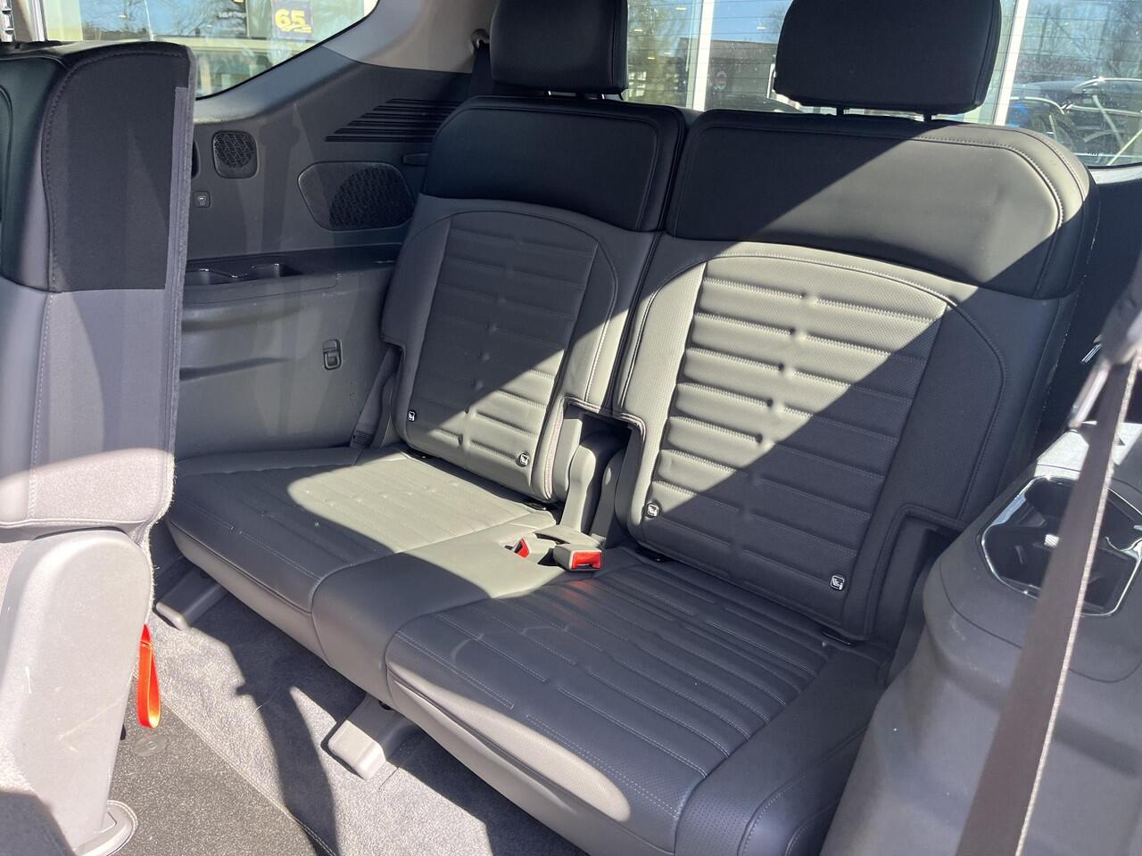 KIA EV9 Launch Edition 99.8 kWh Cruise control|achteruitrij camera|navigatie|Apple CarPlay/Android Auto|Lmv|7 zits