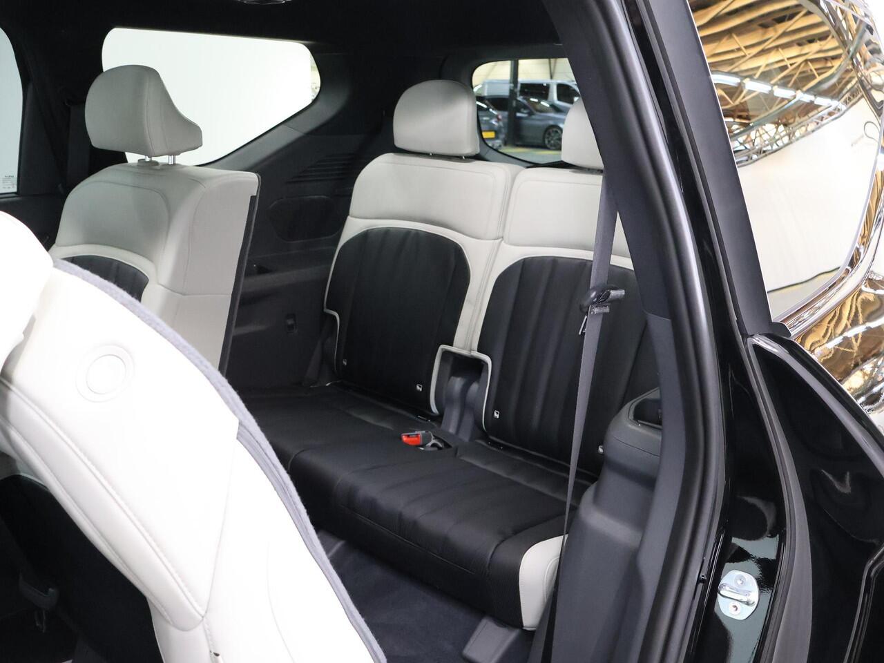 KIA EV9 GT-Line AWD 99.8 kWh | 7 Persoons | 360 Camera | Stoel Massage | Stoelverwarming Stoelverkoeling Voor + Achter | Dubbel Panoramadak | Meridian audio |