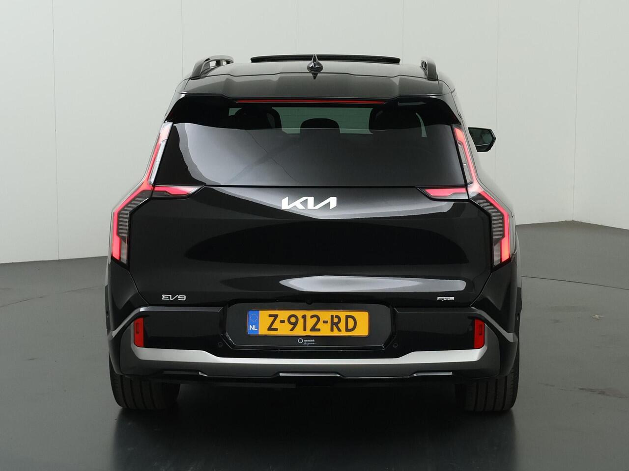 KIA EV9 GT-Line AWD 99.8 kWh | 7 Persoons | 360 Camera | Stoel Massage | Stoelverwarming Stoelverkoeling Voor + Achter | Dubbel Panoramadak | Meridian audio |