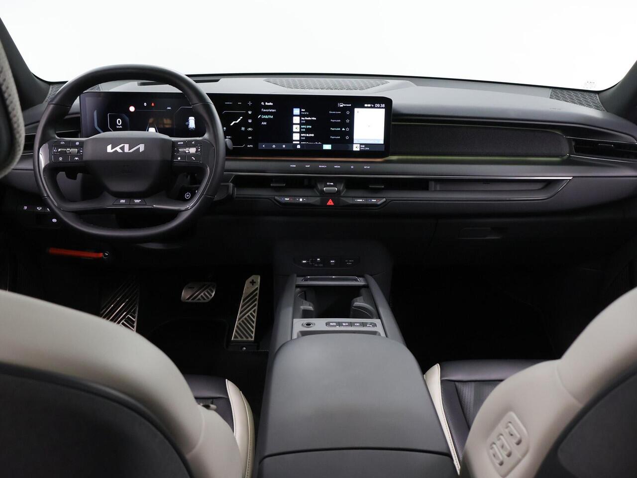 KIA EV9 GT-Line AWD 99.8 kWh | 7 Persoons | 360 Camera | Stoel Massage | Stoelverwarming Stoelverkoeling Voor + Achter | Dubbel Panoramadak | Meridian audio |
