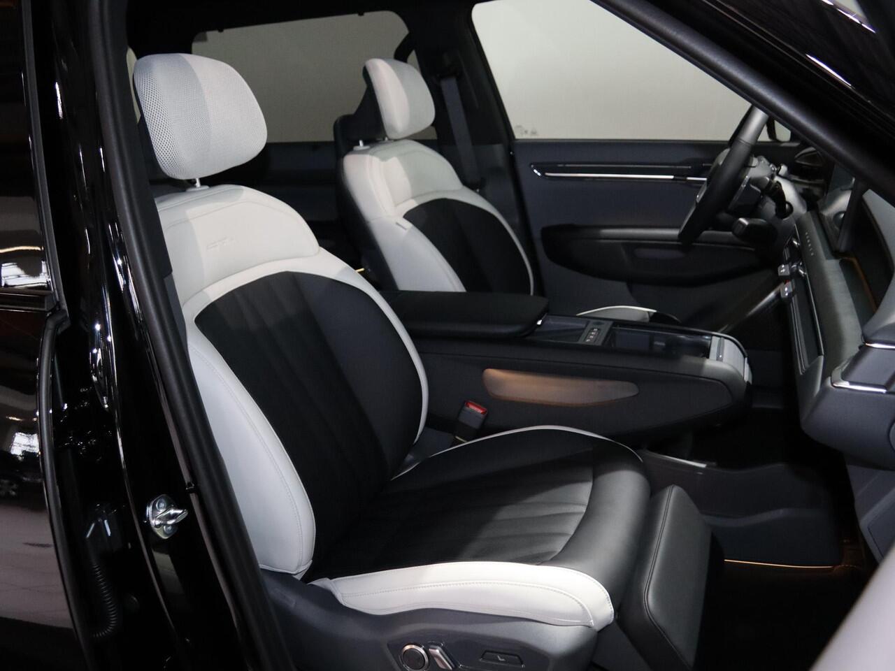 KIA EV9 GT-Line AWD 99.8 kWh | Panoramaschuifdak | LED-matrix | Head-up | Meridian premium sound | Stoelverwarming/ventilatie | 360°-camera |