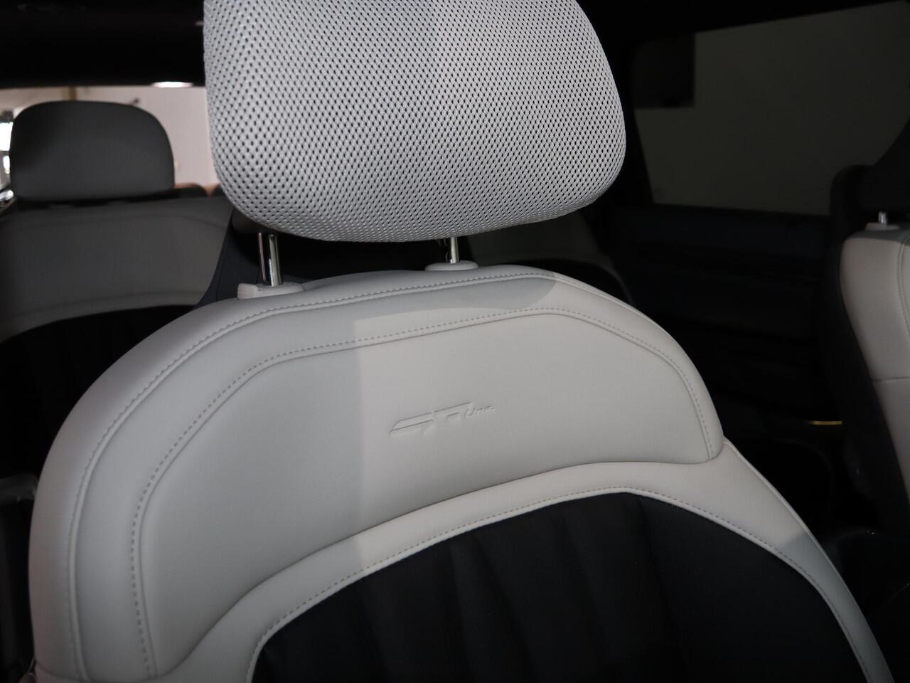 KIA EV9 GT-Line AWD 99.8 kWh | Panoramaschuifdak | LED-matrix | Head-up | Meridian premium sound | Stoelverwarming/ventilatie | 360°-camera |