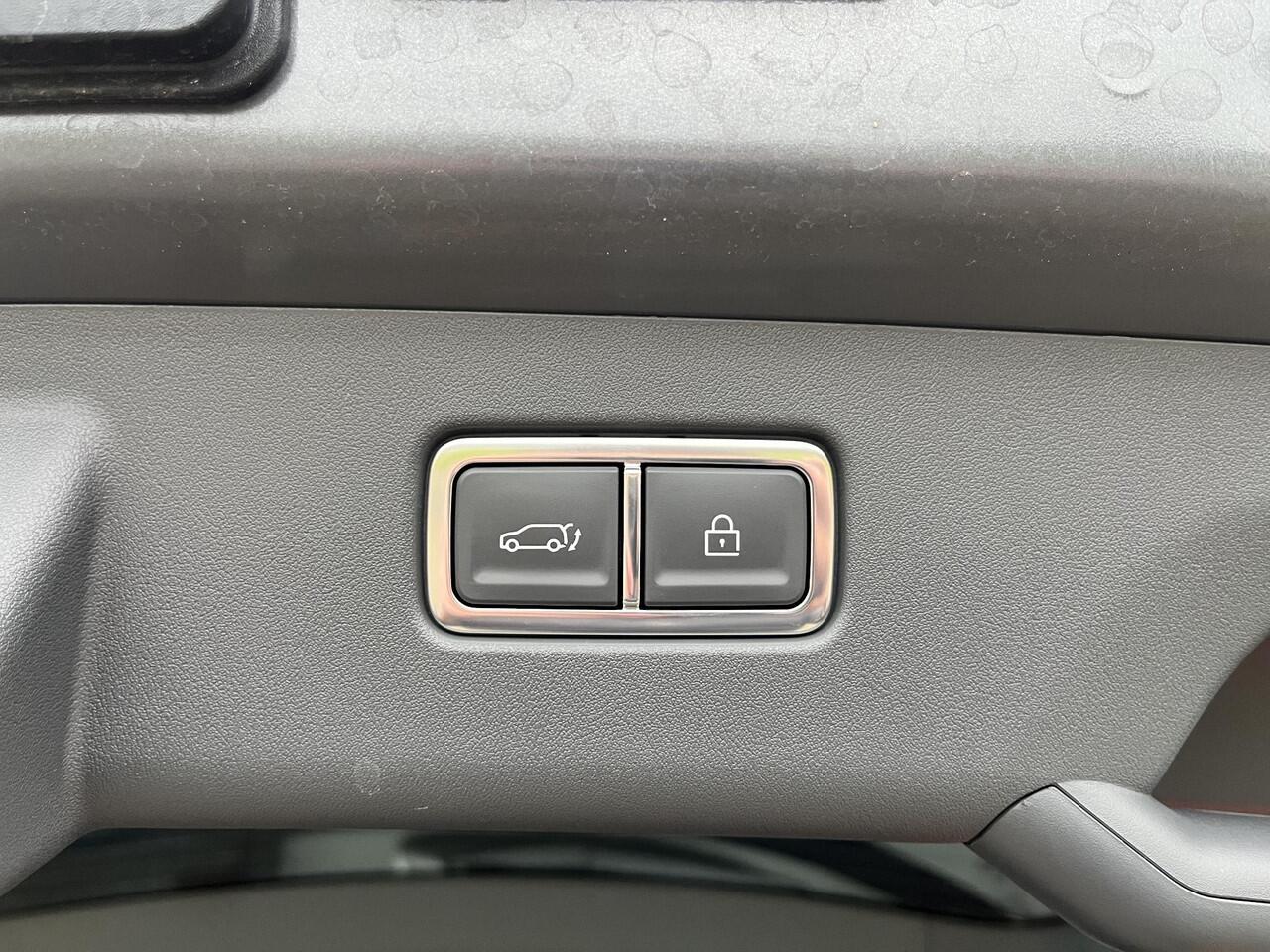 KIA EV9 GT-Line AWD 99.8 kWh Demo Korting, Meest Complete Versie!, Schuif/Kanteldak, AWD, Massagestoel, Enz...