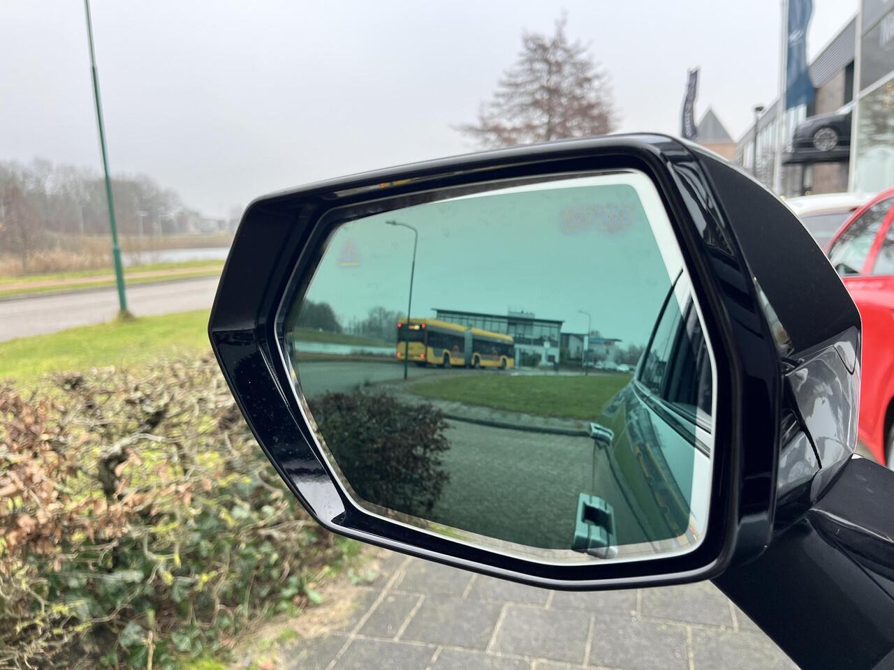 KIA EV9 GT-Line AWD 99.8 kWh Demo Korting, Meest Complete Versie!, Schuif/Kanteldak, AWD, Massagestoel, Enz...